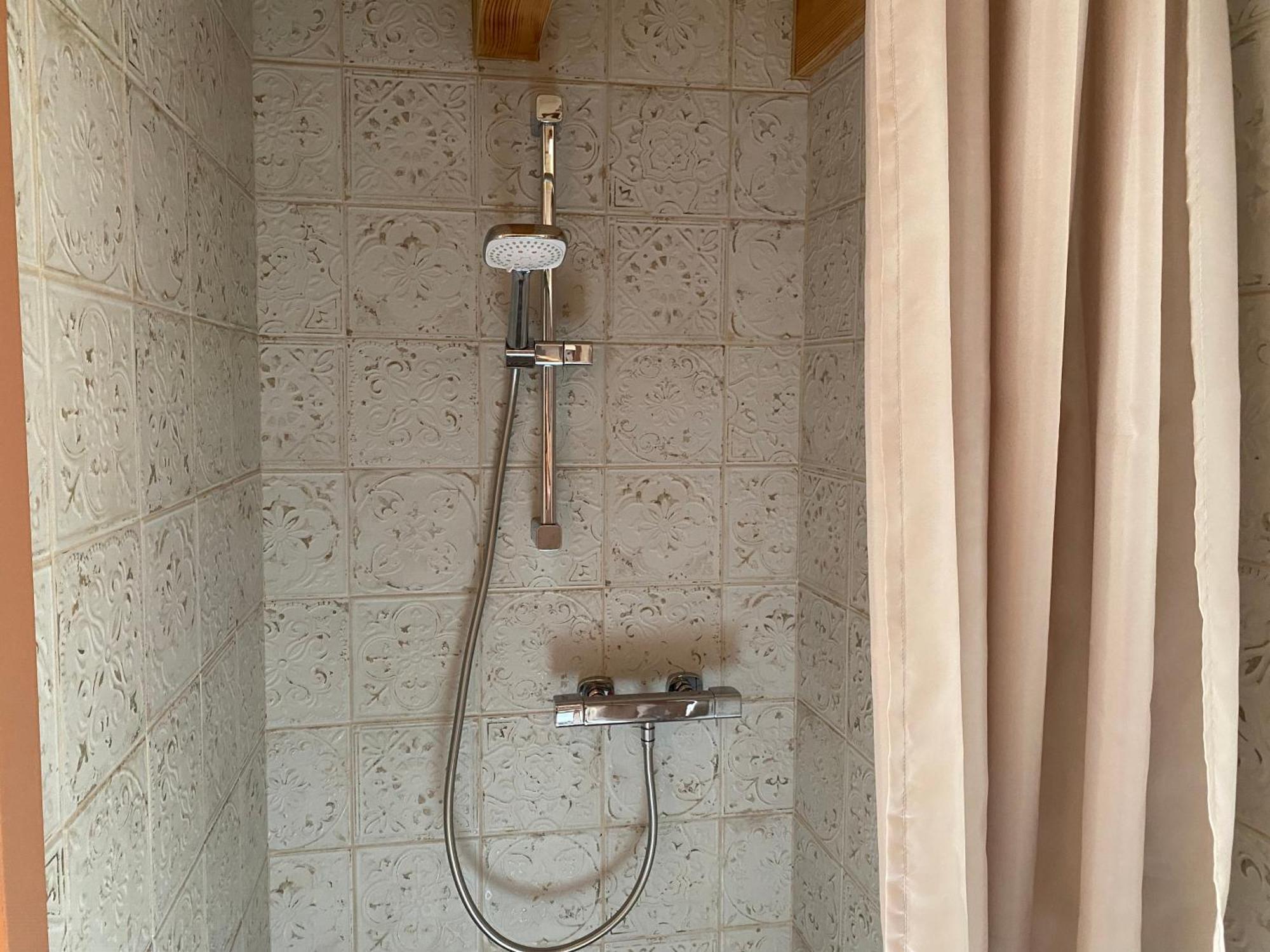 הוילה La Rochette  Tiny House De Tempoyrac מראה חיצוני תמונה